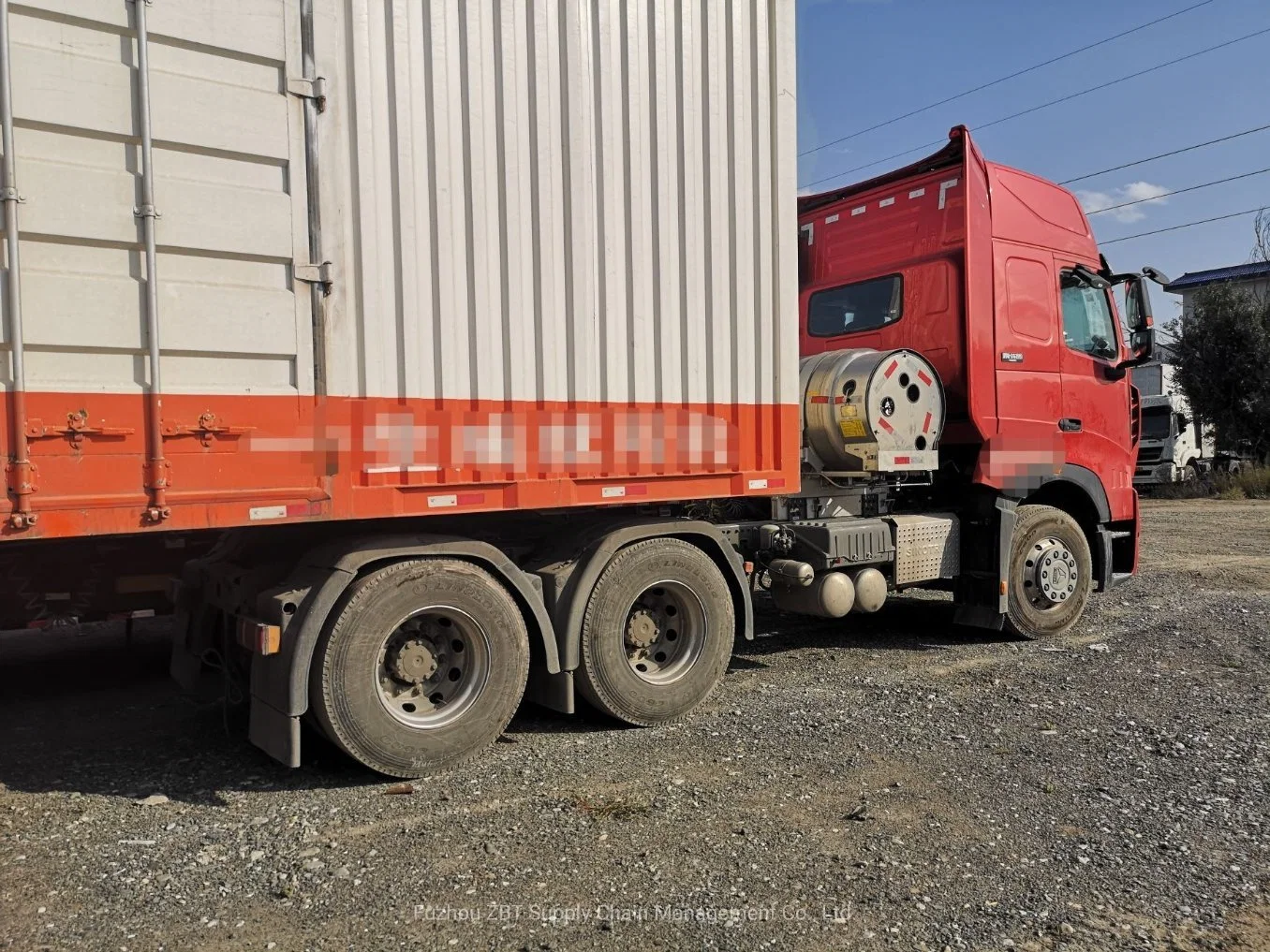 Sinotruk HOWO T7h 440CV Camión de carga 6X4 10 ruedas Tractor usado para la venta de camiones