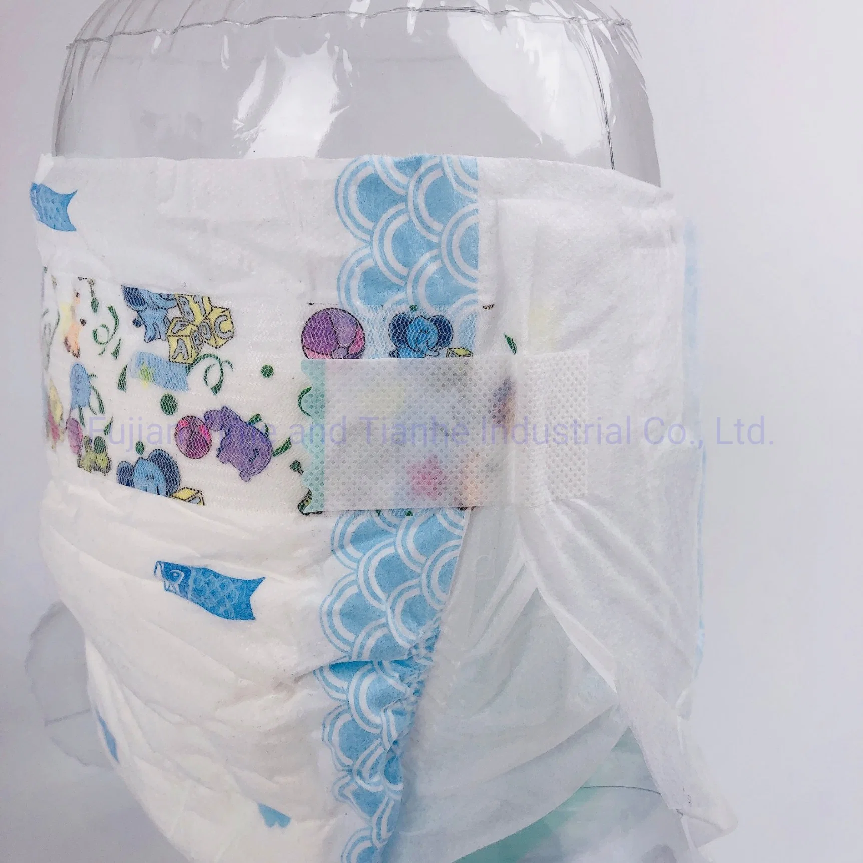 Dry and Comfortable Baby Diaper Baby Care Factory Price