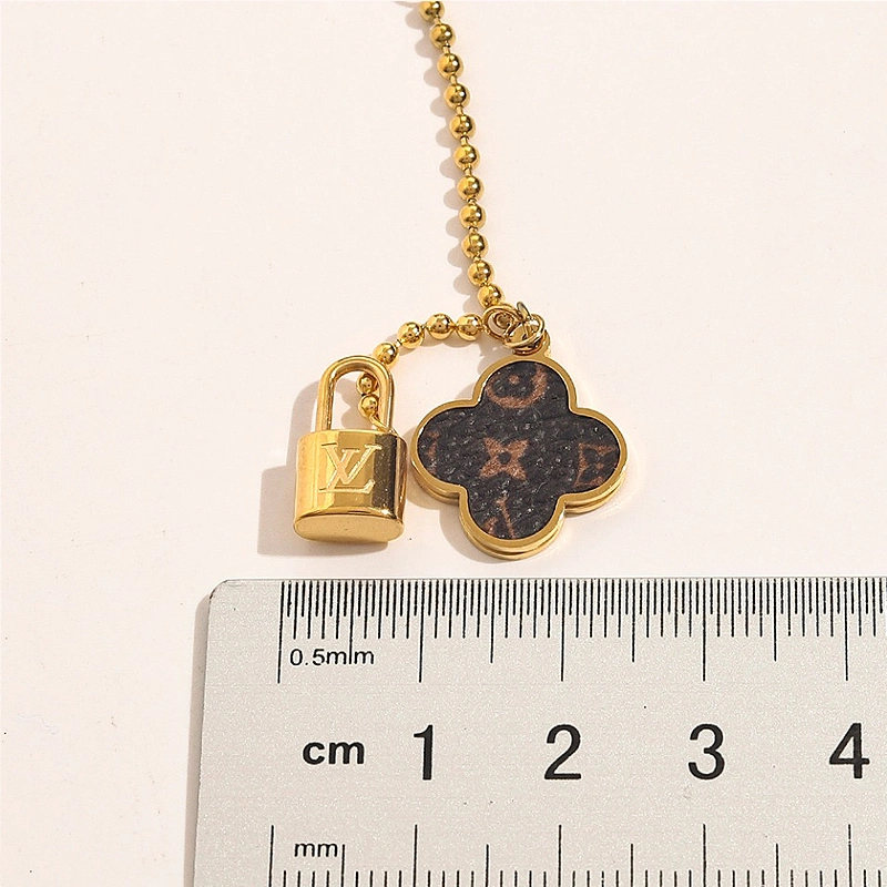 Key and Lock Pendants Clover Necklace Ins Fashion Simple Pendant Jewelry Lock Jewelry Set for Ladies