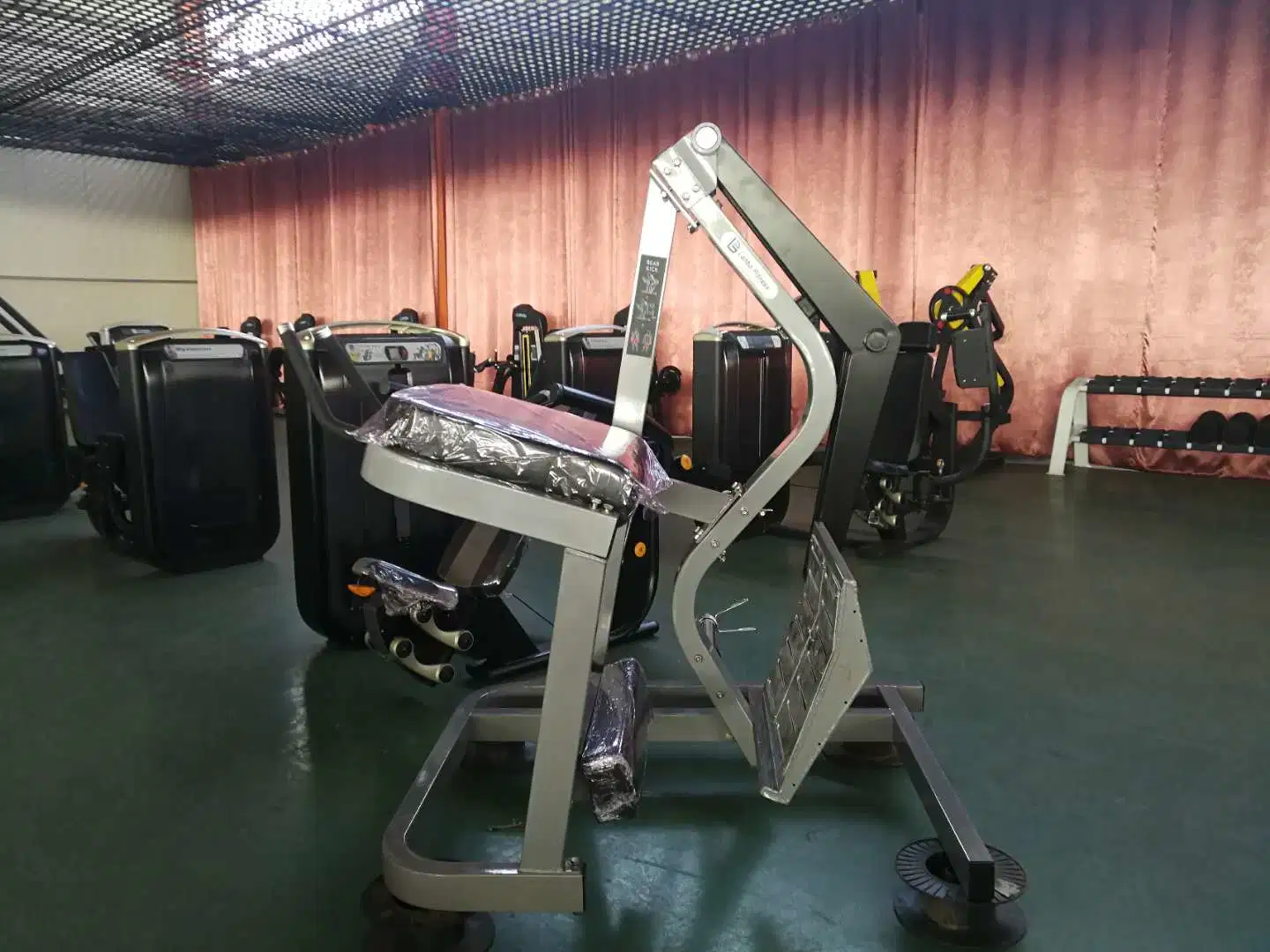 Dh4008 Factory Fitness Equipment Body Building Commercial Gym Equipment ISO-Lateral Rear Kick Trainer