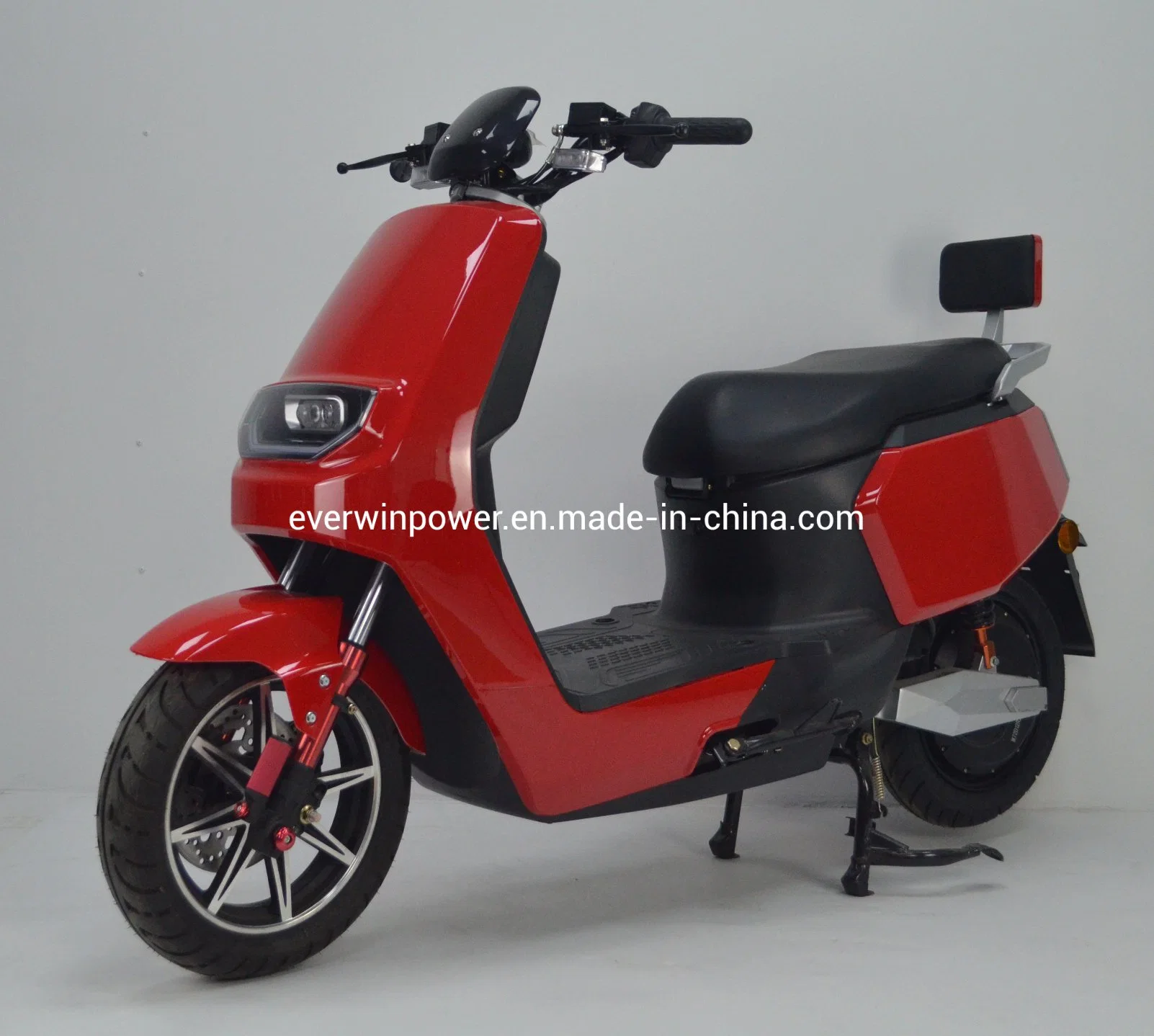 2000W scooter eléctrico de potencia de motor con cuerpo fuerte