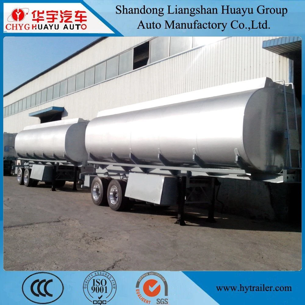 China First-Class 30 T Carbon Steel Oil Tanker Semi Trailer for Fuel/Diesel/Crude Transport