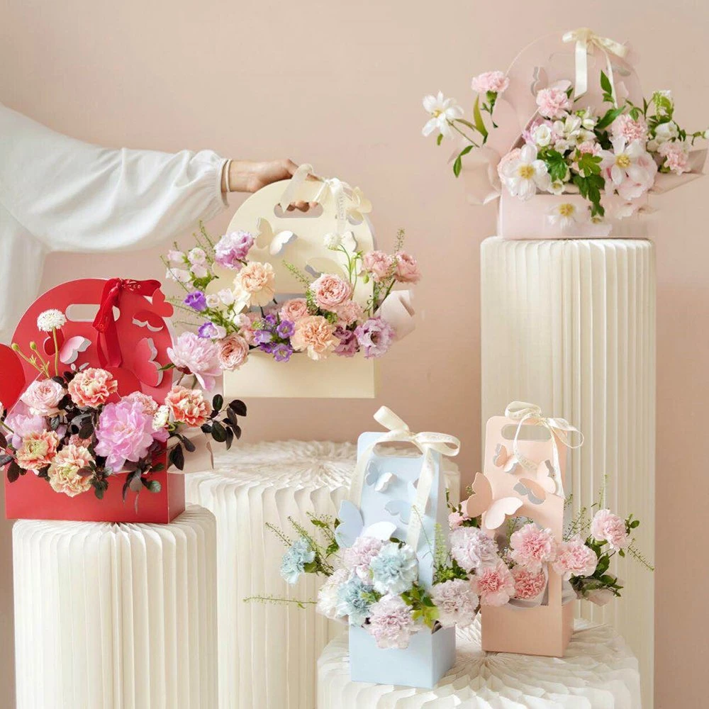 Wholesale/Supplier Small Paper Flower Bag Bouquet Bag with Butter Fly