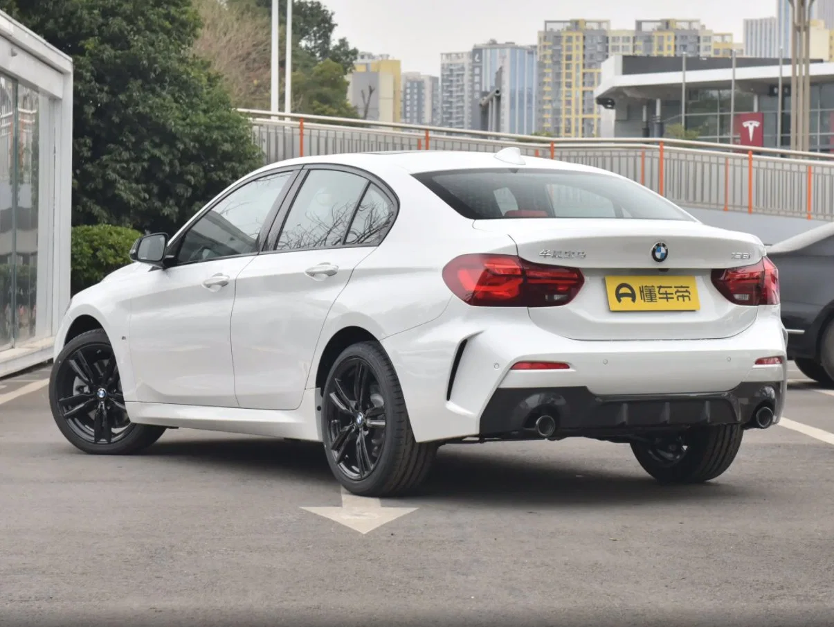 BMW 1 série 2023 125I M Sport Edition mode extérieur Vente en gros de voitures d'occasion essence