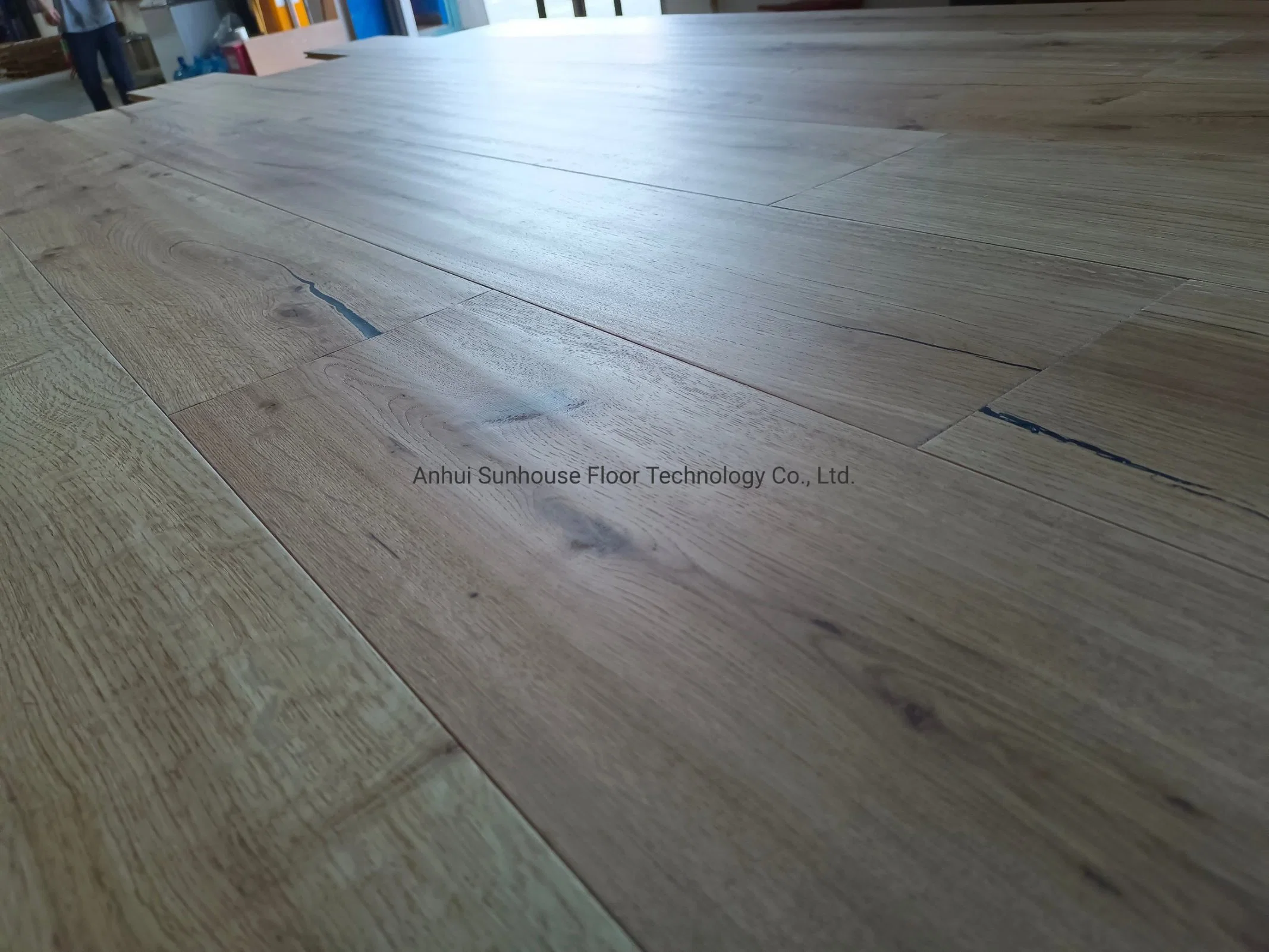 Europe Oak Multiply Engineered Wood Flooring Herringbone/Fishbone/Strips Parquet Wood Floor/Hardwood Flooring