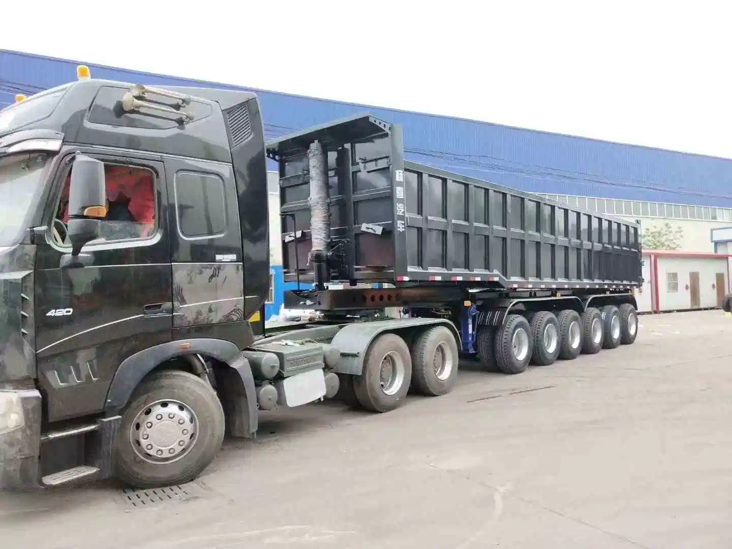 3axle Rear Dump Semi Trailer 40 Cubic Meter Dump Trailer 45 Cbm 3 Axles 60 Tons Hydraulic Cylinder Dump Trailer