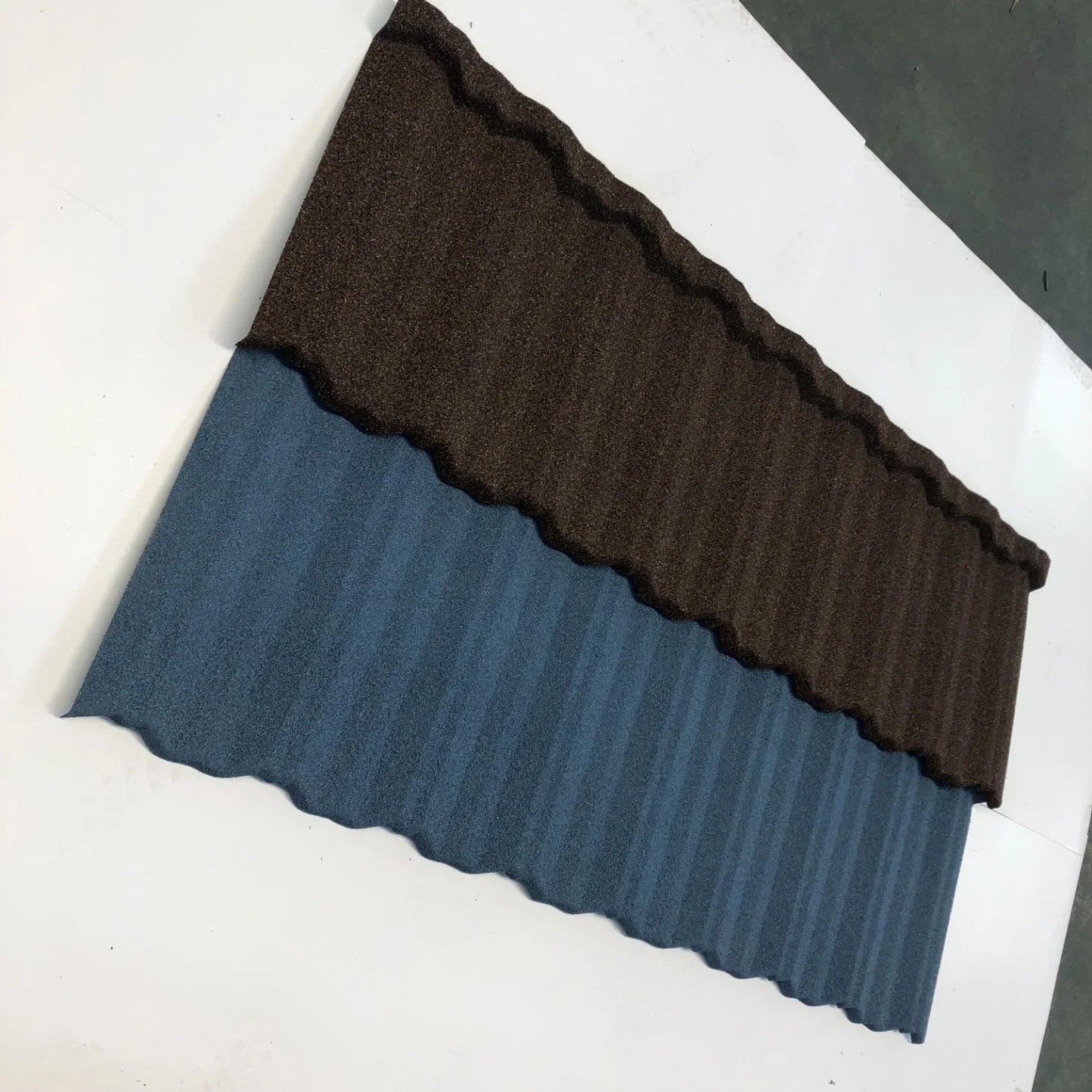 Decorative Bent Roofing Sheet Color Stone Coated Steel Roof Tiles