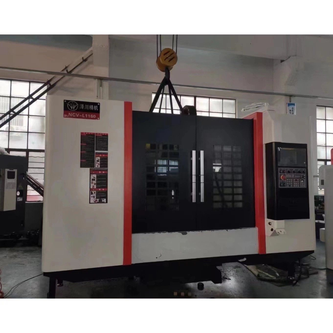 China Hot Sale CNC Machine Mini Size Vmc Vertical Machining Center with CE