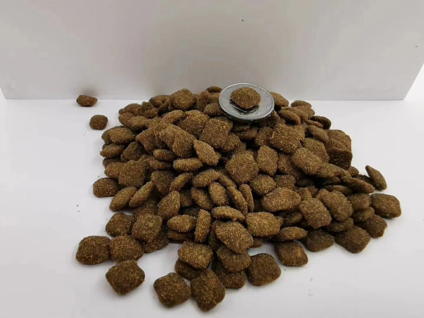 Factory Price 15g Little Pouch Liquid Wet Cat Snacks/Pet Cat Cans /Pet Cat Moist Food (Pet Products)