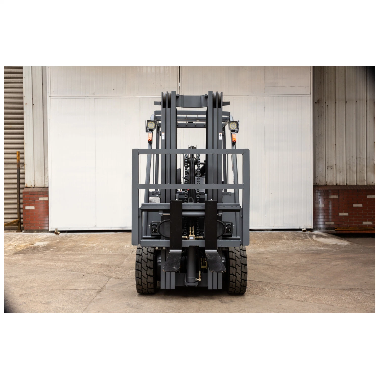 Large Load Capacity 3.5t/Ton 3500kg Dual Controller Design Electric Forklift Used in Warehouse