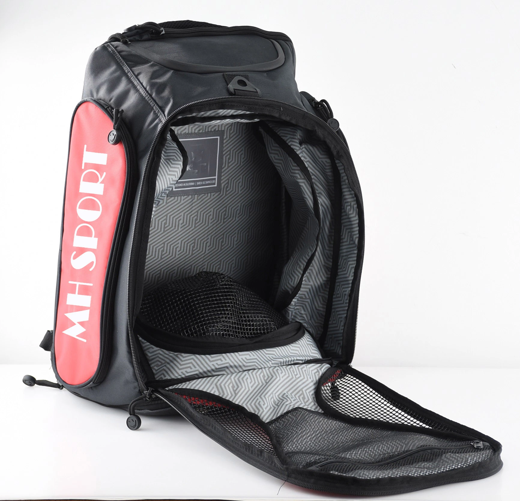 Extendible Training Sport Backpack with Thermal Pocket for Taekwondo Kickboxing Judo Swordplay Fencing