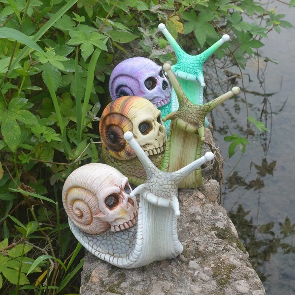 Skull Snail Art Gothic Garden Home Decor Resin Crafts Ci22781