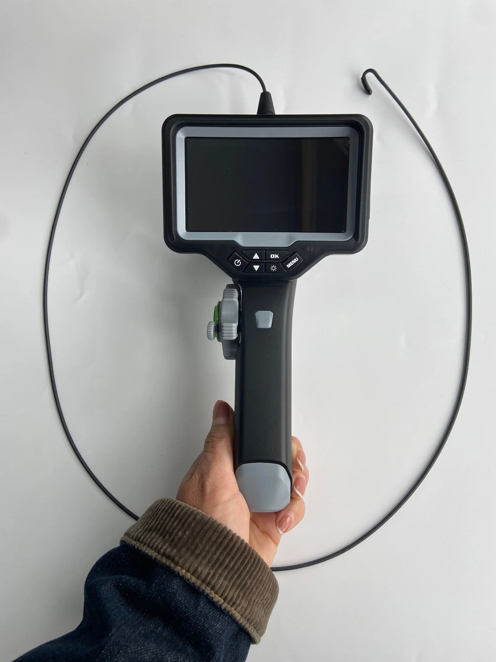 Handheld Articulating Borescope with 2 Way Articualtions, 4.5 Inch Monitor, Recording Zoom