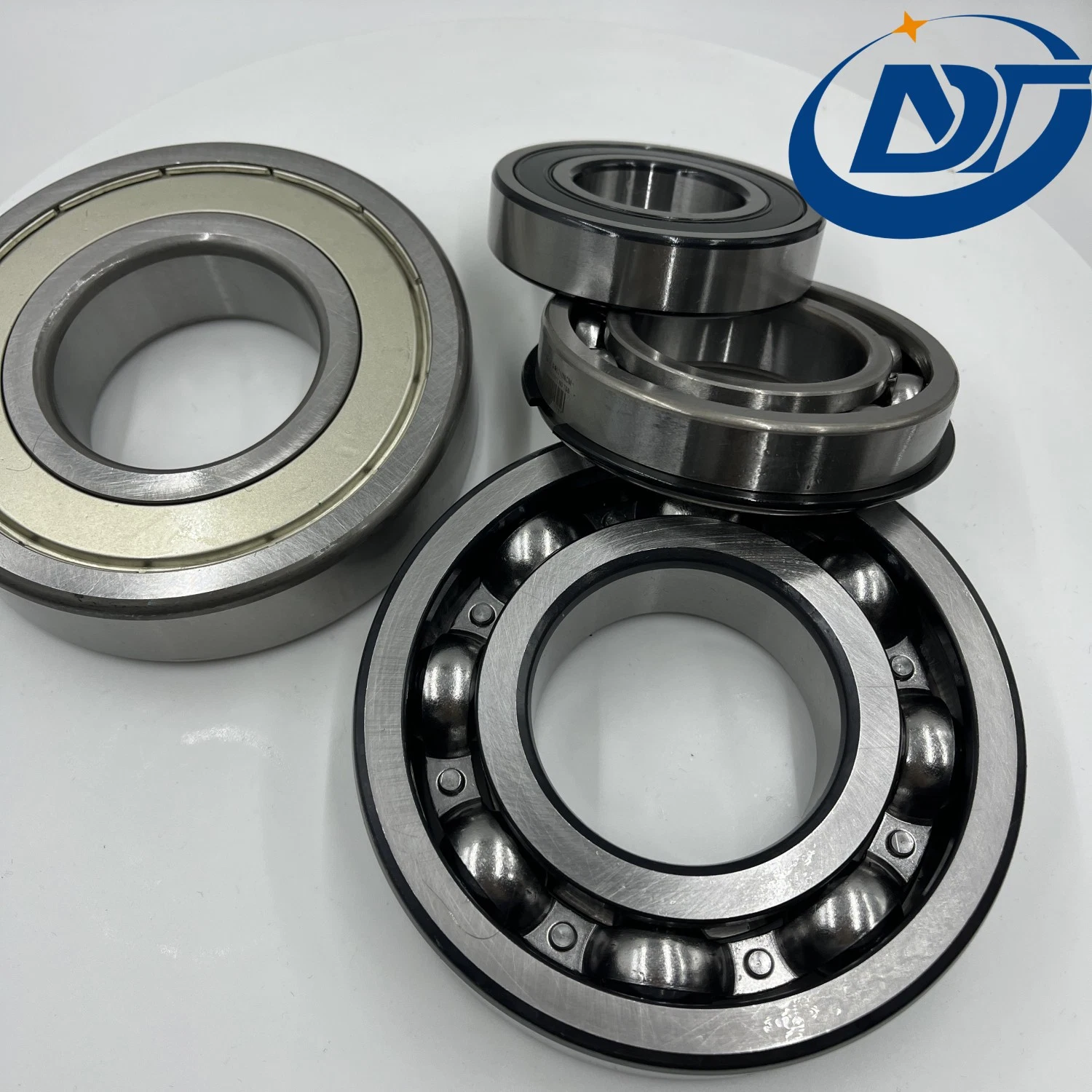 All Kinds of Deep Groove Ball Bearing 6000/6200/6300/6400 for Car/Motor Used