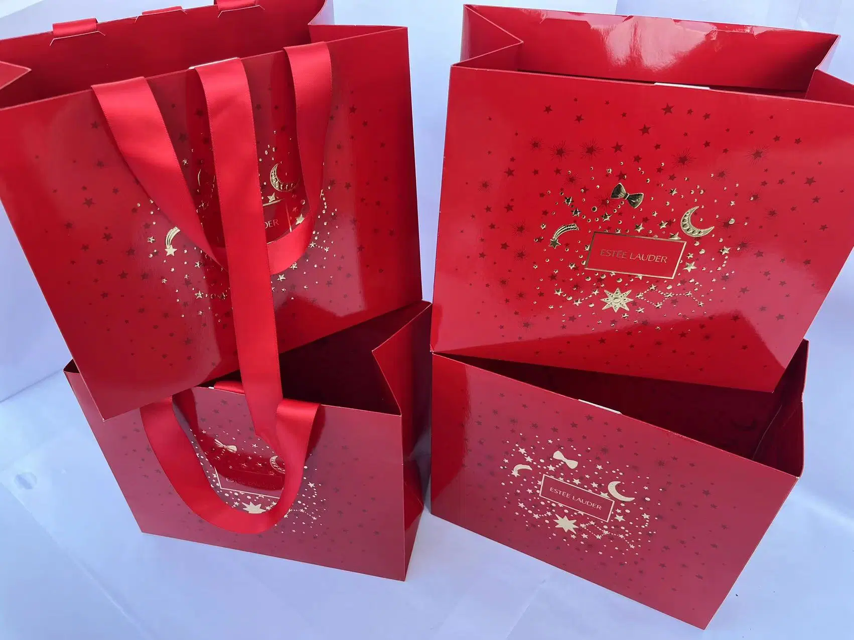 Impresos personalizados de papel comercial bolsa de regalo Regalo de lujo bolsas de papel de la bolsa de maquillaje