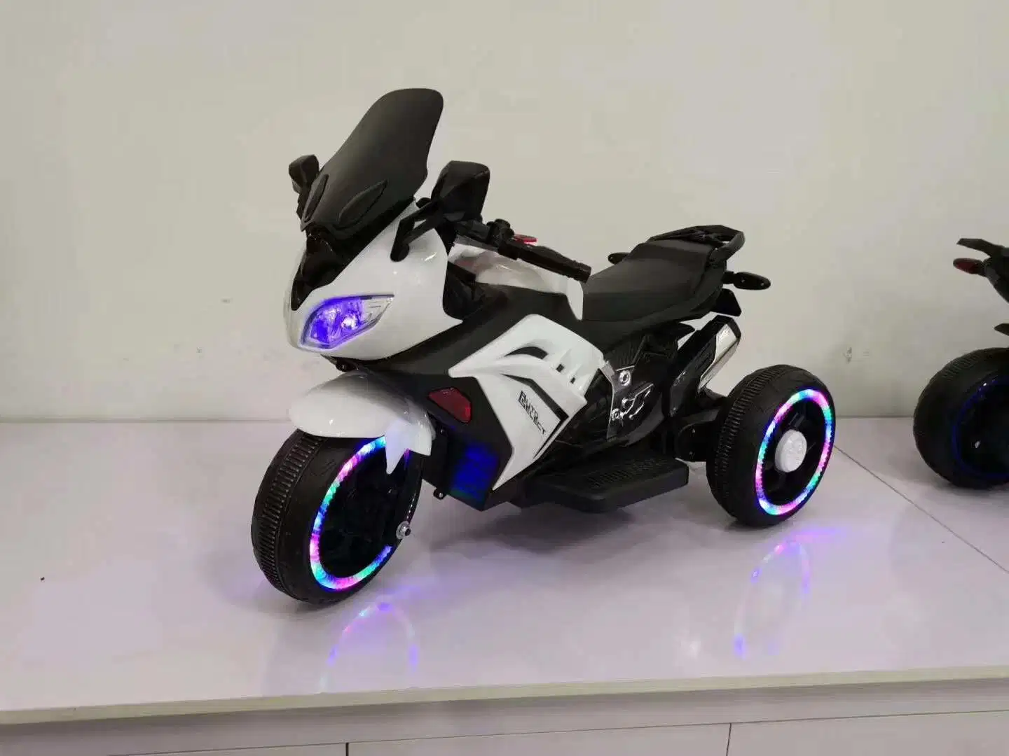 2022 New Products Electric Car Kids