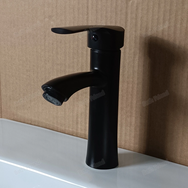 Fashionable Design Water Faucets Short Black Sink Faucet Kitchen Faucet Deck Mounted Water Faucet