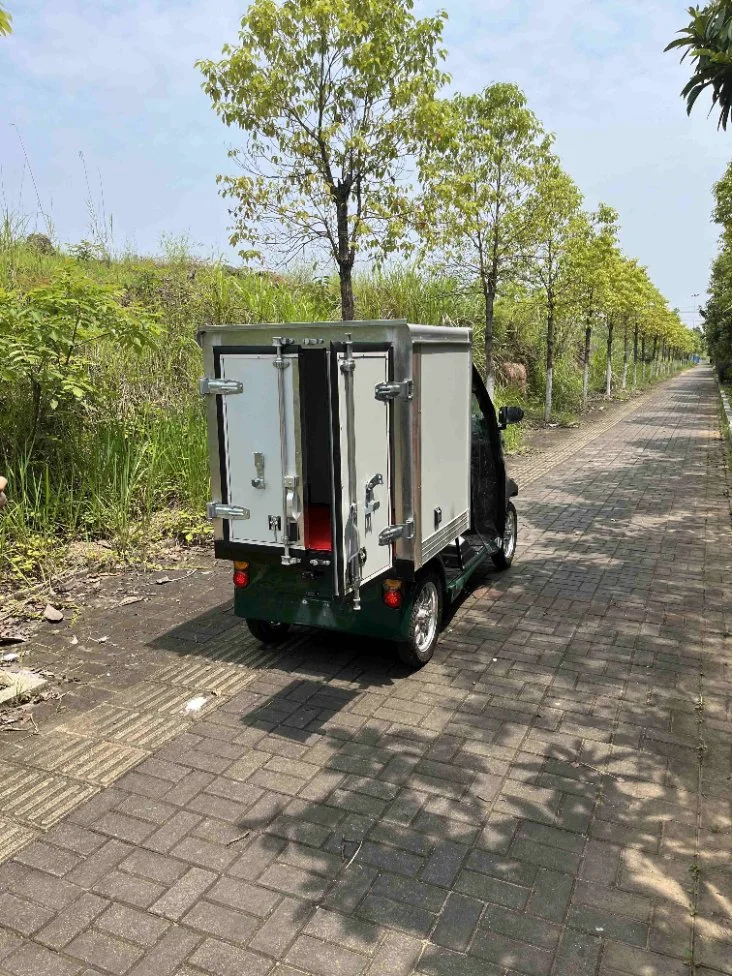 Food Transportation Cargo Delivery Box Truck Cars 40kmh