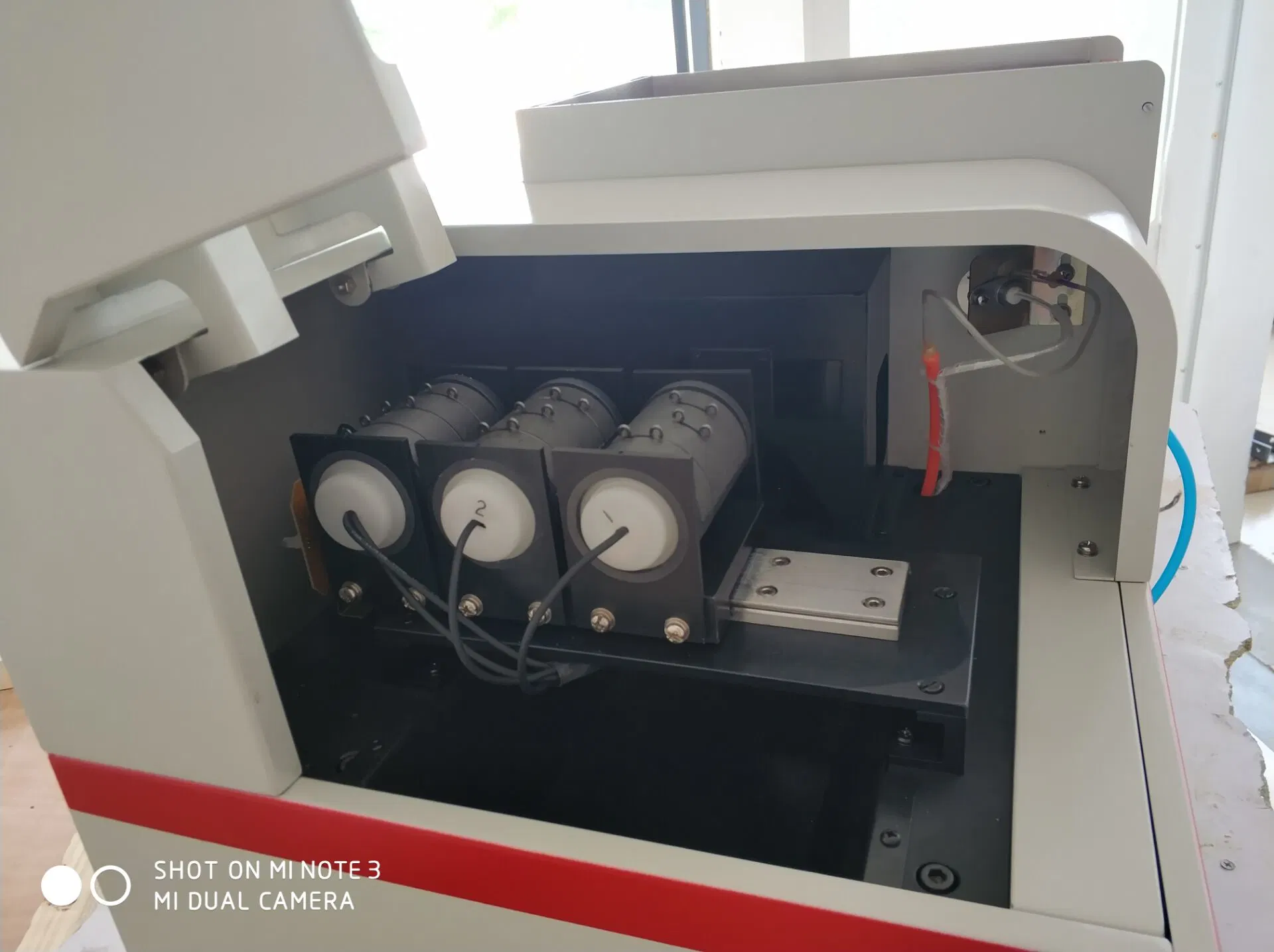 Atomic Absorption Spectrophotometer with The Flame, Graphite Furnace and Hydride Generation System AA-1800f