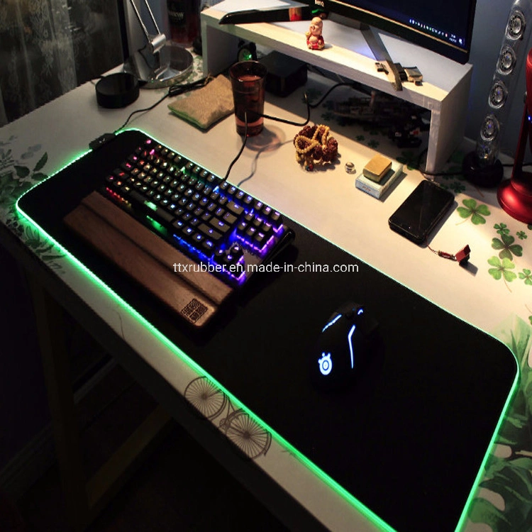 Programável RGB Gaming Mouse pad de tamanho grande e brilhante LED RGB Jogos Estendida tapete para rato