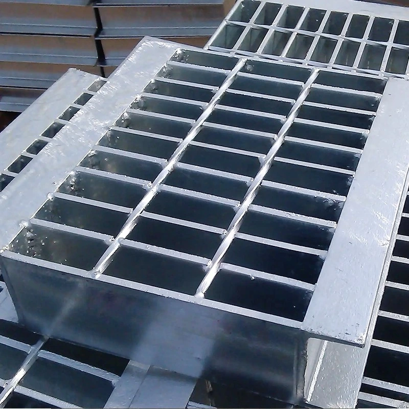 Factory Direct Price Metal Safety Convenient Drain Galvanized Steel Grating Trench Cover