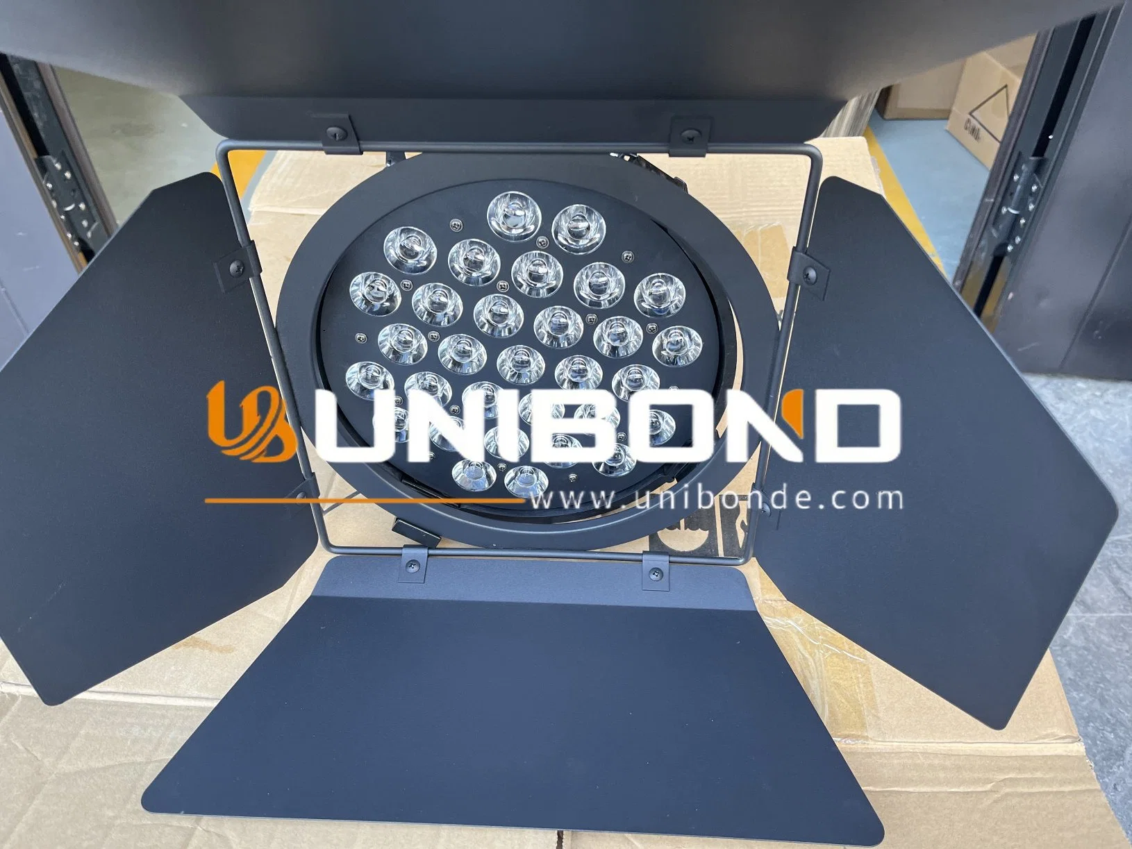 New Product Auto Show Light 31X10W White LED Car Exhibition Light