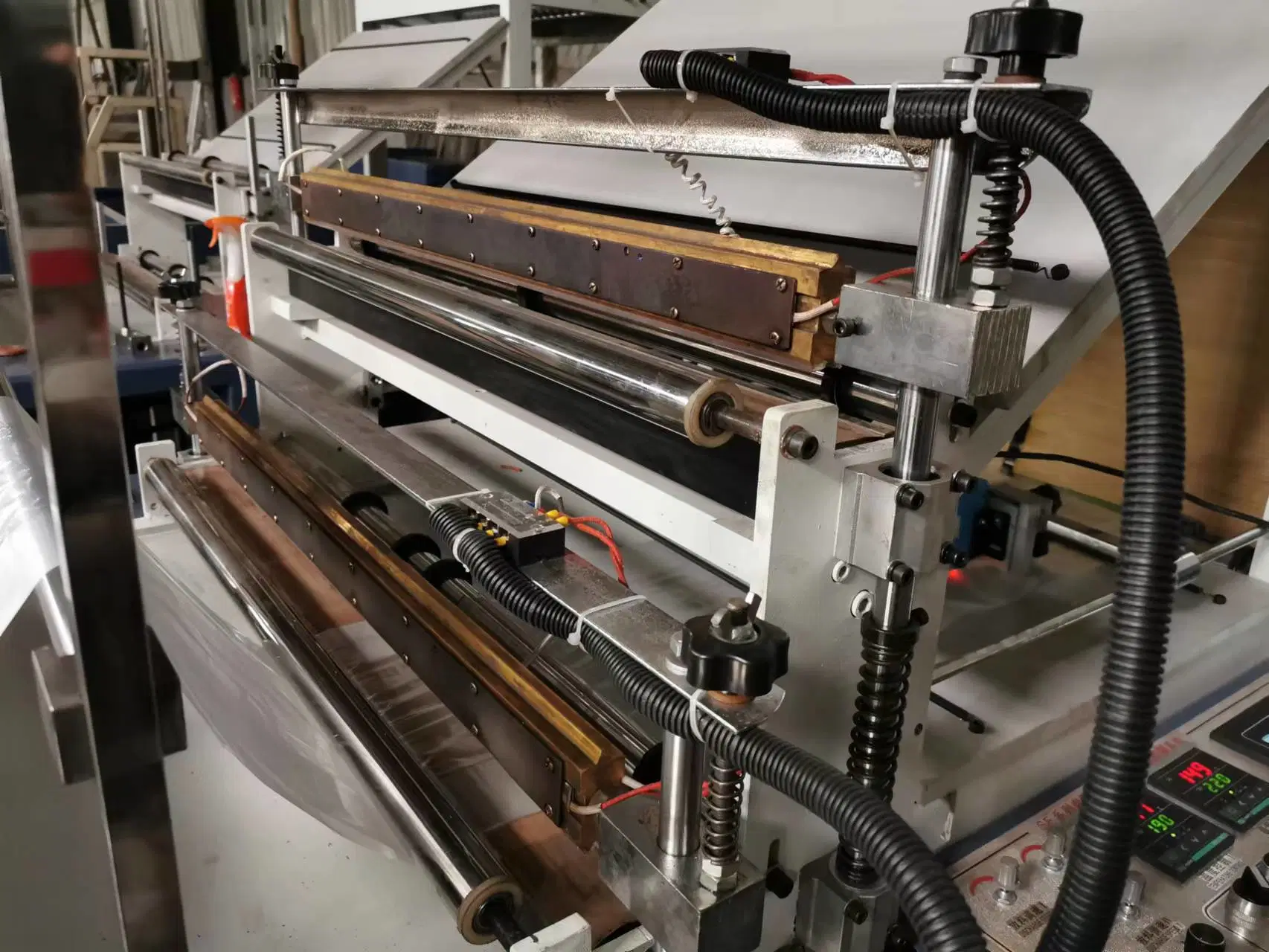 Two-Layer Heat-Sealing Cold-Cutting máquina de hacer bolsa