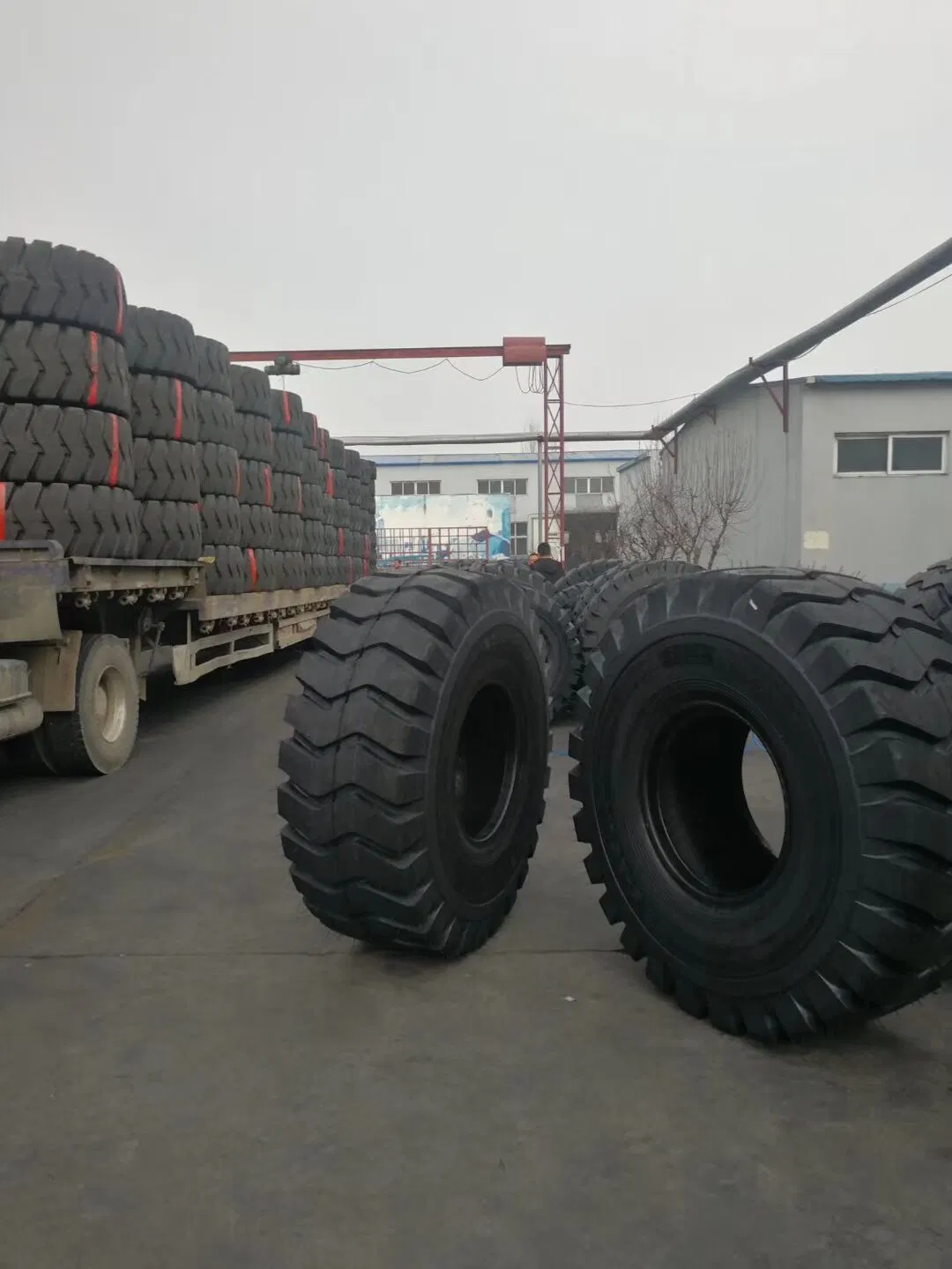 OTR Tyre with 29.5-25tl L3/E3/G3