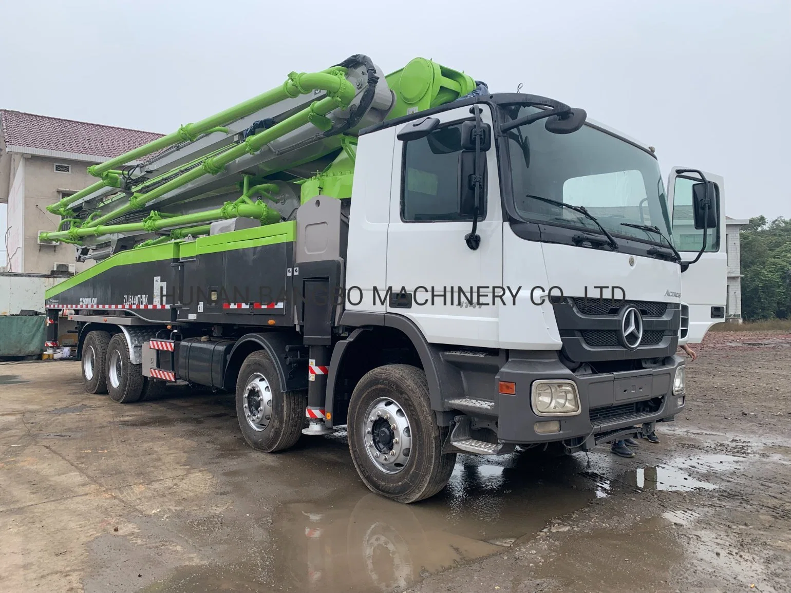 Zoomlion 56m Benz Used Concrete Pump Truck