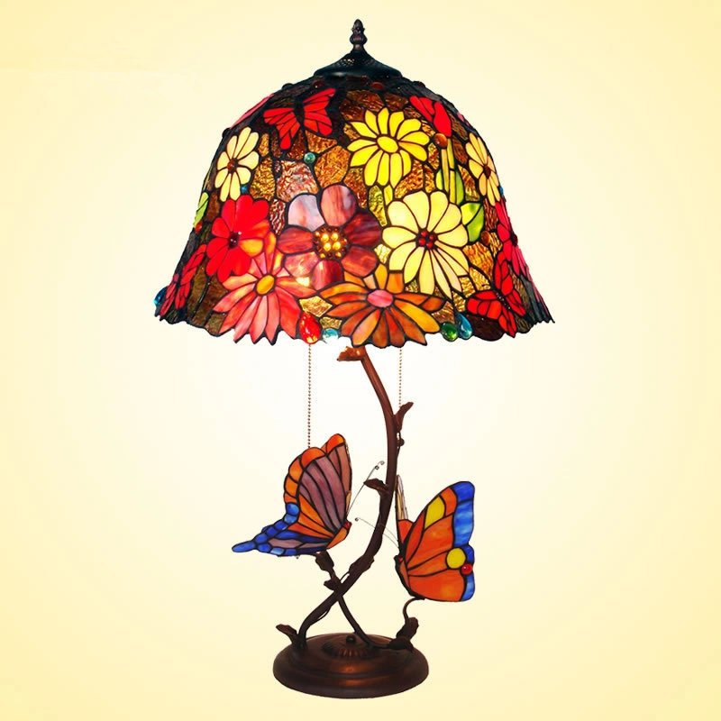Wholesale Handmade Tiffany Table Lamp with Stained Glass