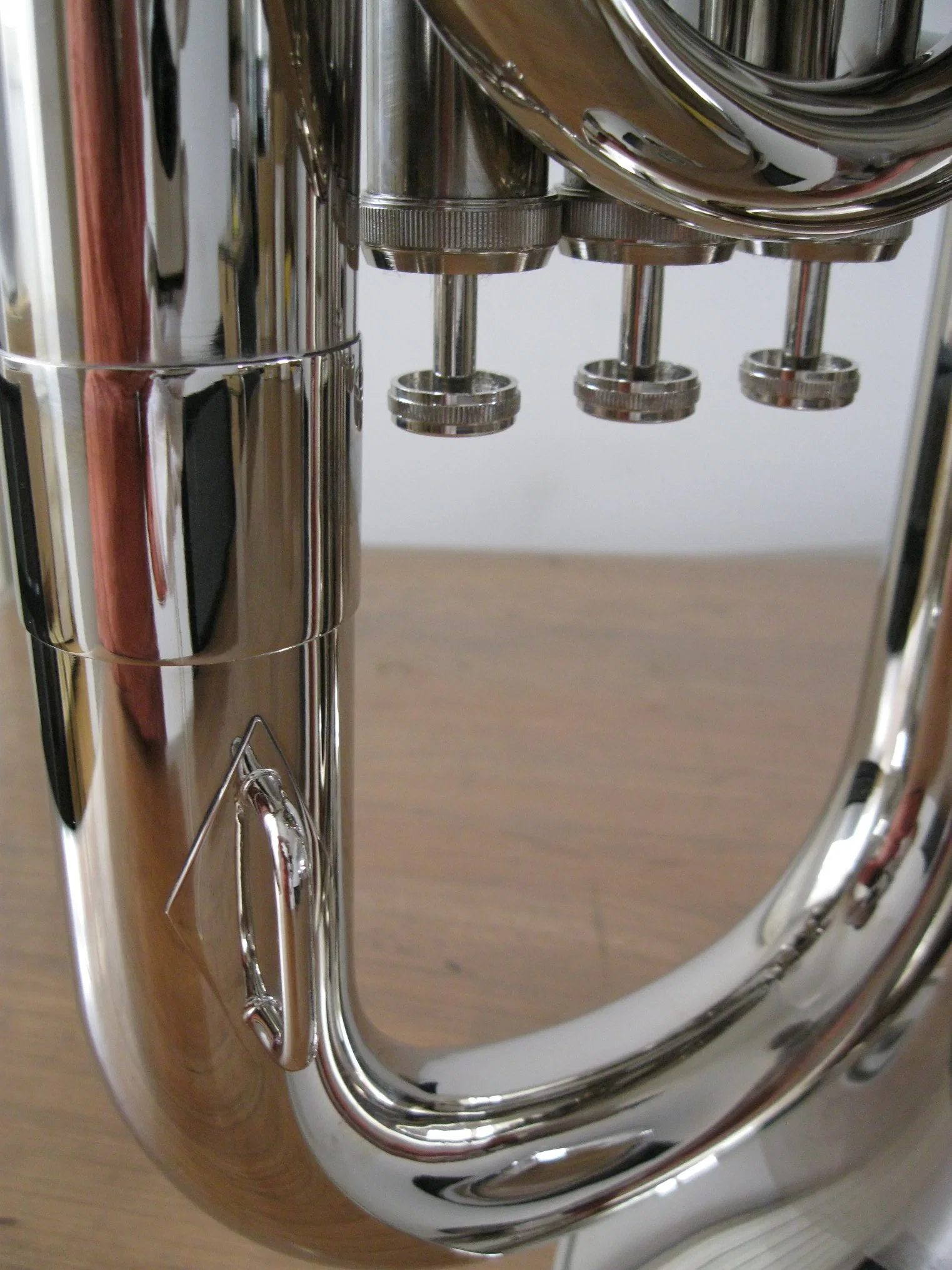 Tuba / Tuba Nickel/ Junior Tuba 3 Keys (TU-39N)