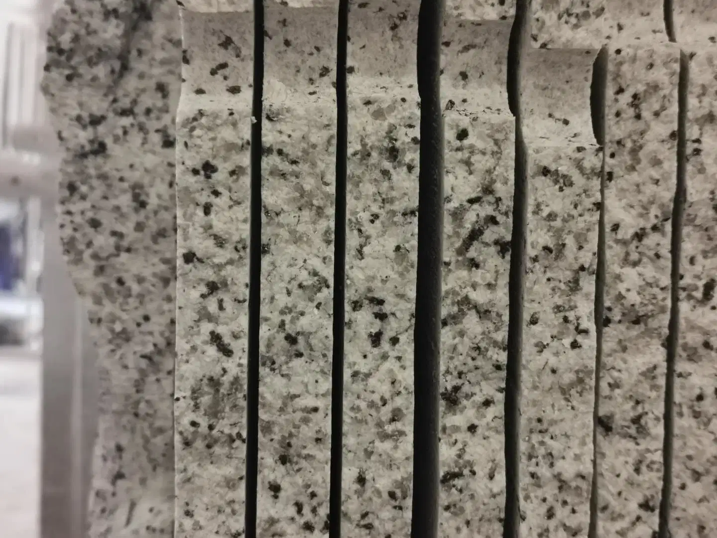 Lame en acier rainuré pour le Granite Gang scie coupe de la machine des blocs de granit.