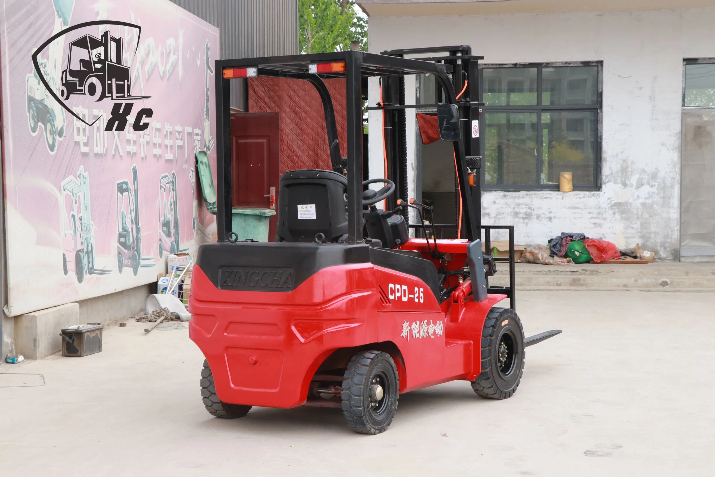 Electric Mini 1.5t Forklift for China Warehouse Logistics