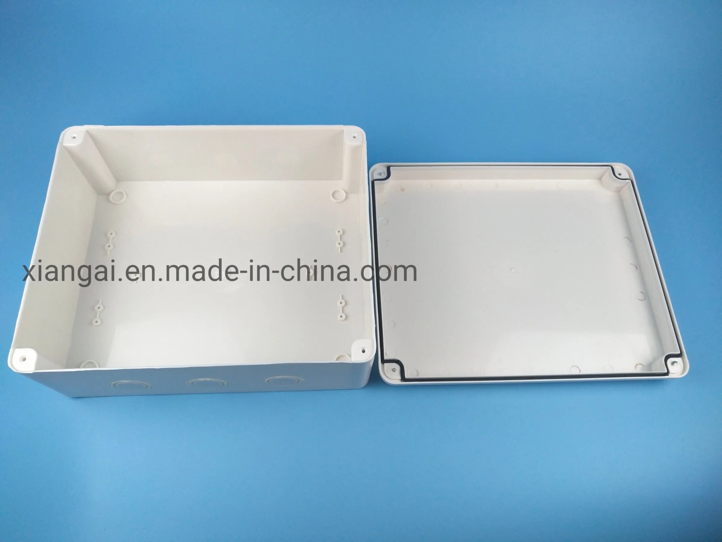 Hc-Bt300*250*120mm ABS PP Any Color Plastic Electronic Wiring Waterproof Juction Enclosure Box