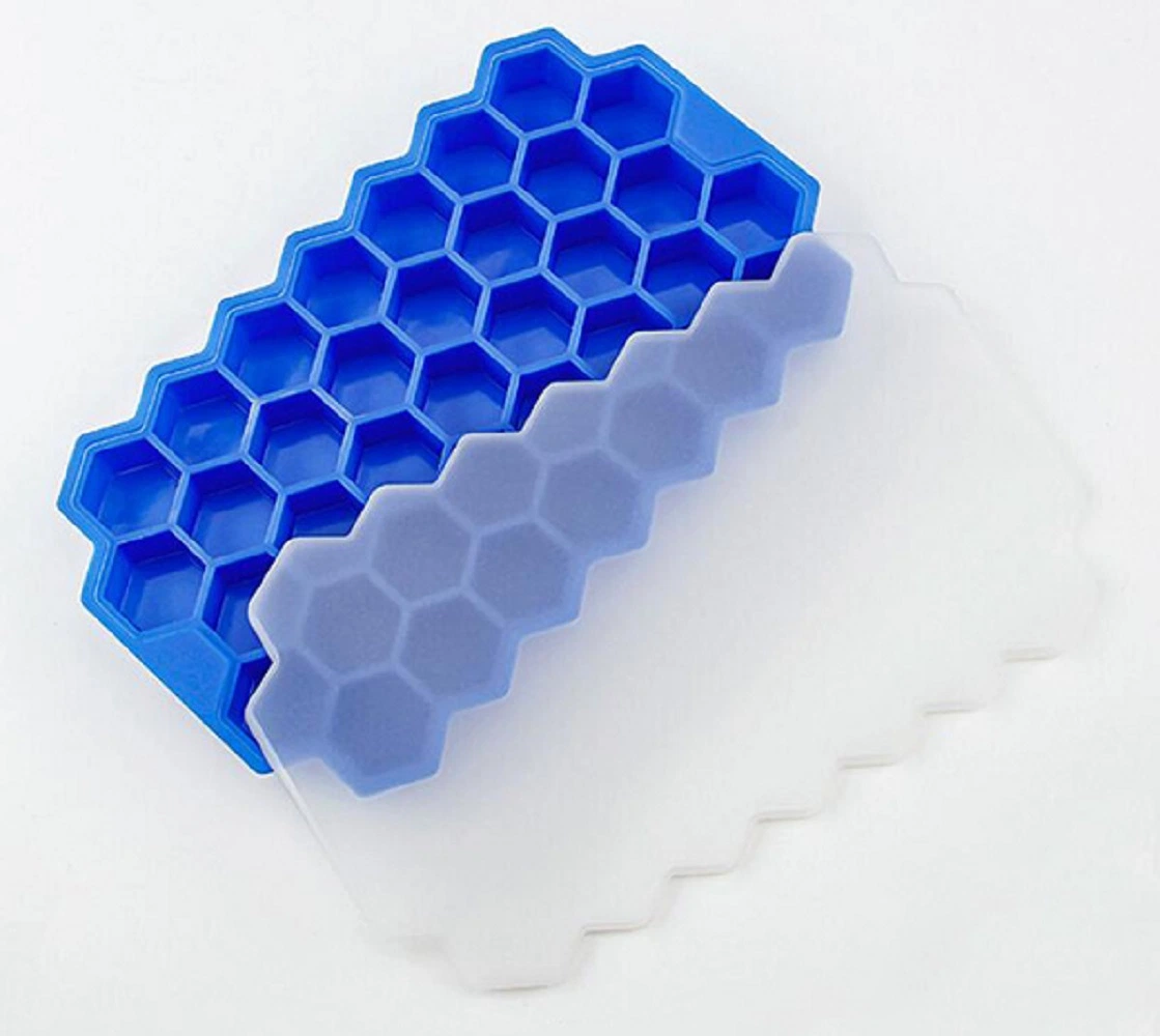 Ice Cube Trays, Silicone Ice Cube Trays Molds with Lids, Easy-Release and Flexible BPA Free, Stackable and Safe Ice Cube Mold Esg17489