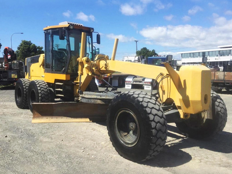 215HP Motoniveladora Gr215 Motoniveladora escarificador traseiro e a lâmina para venda