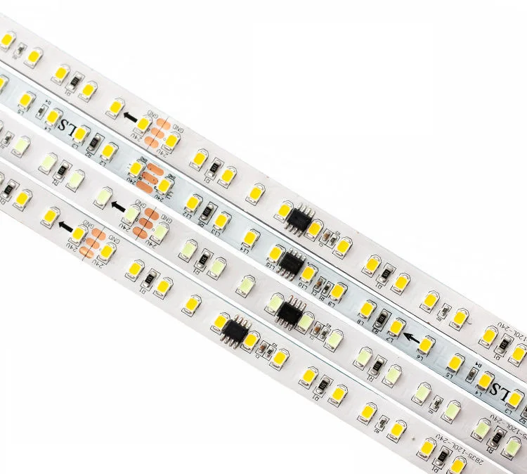 Ce&amp;RoHS 5 jetons dans une bande LED LED RGB+CCT Bande souple Lumière 12V/24V de l'éclairage LED linéaire