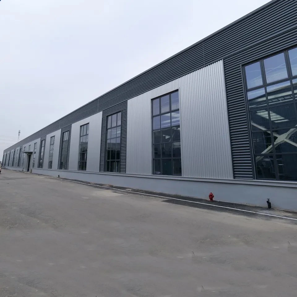 Atelier de métal économique Hall Hangar structure en acier Bâtiment préfabriqué Entrepôt