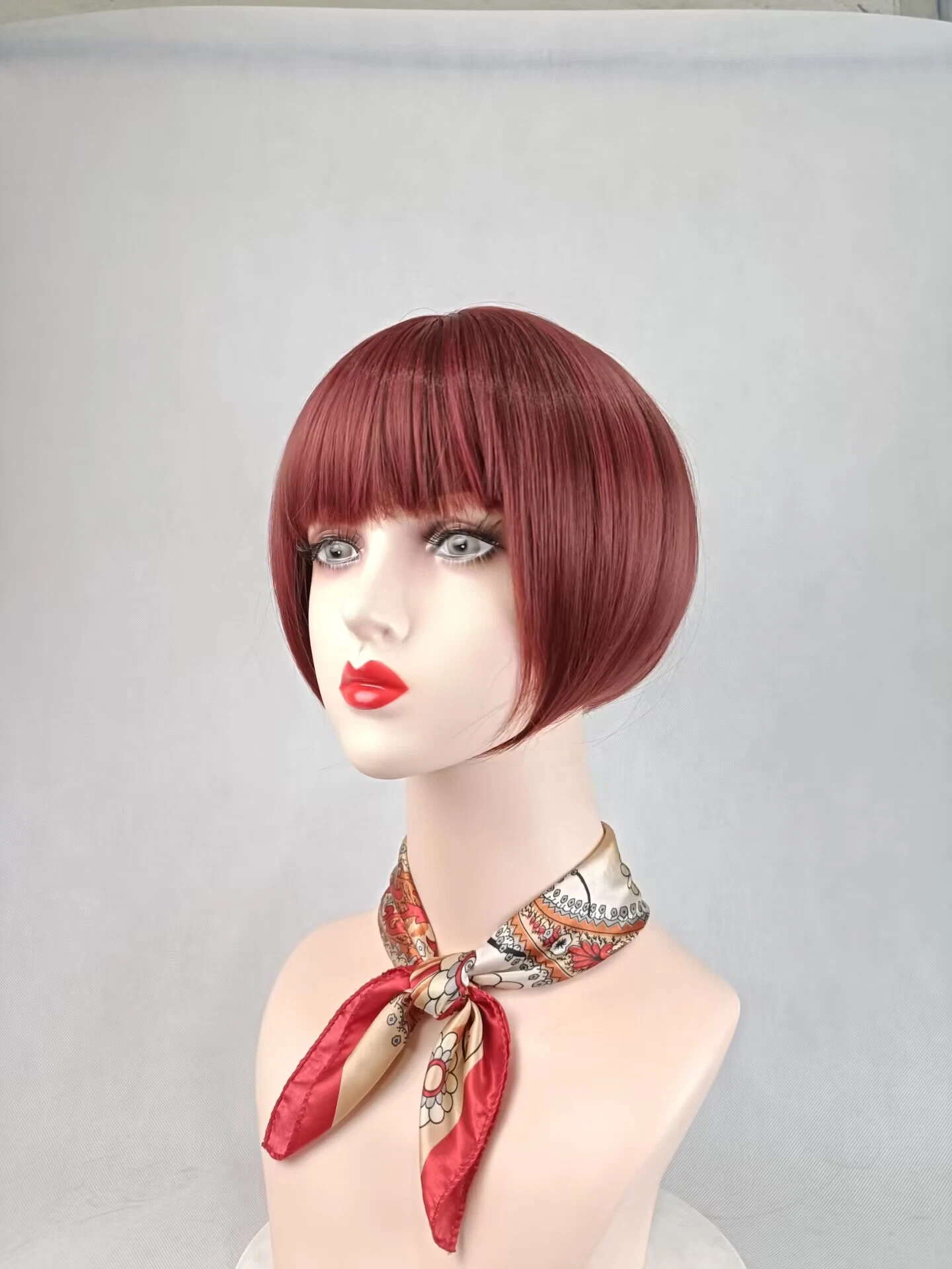 China Factory Brazil femmes synthétique Wig respirabilité Net Thick Short Bob Hairsytle pièce à cheveux rouge vin