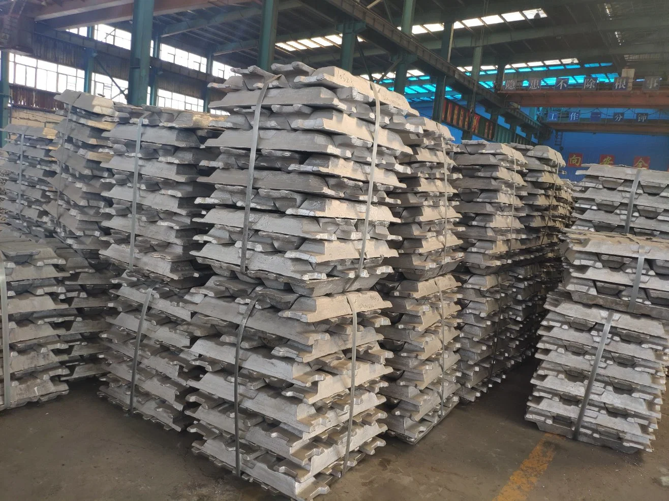 China Supplier Pure 99.7% Satisfactory Aluminum Ingot with Cheap Price