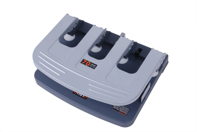 Mega Duty 4 Hole Punch