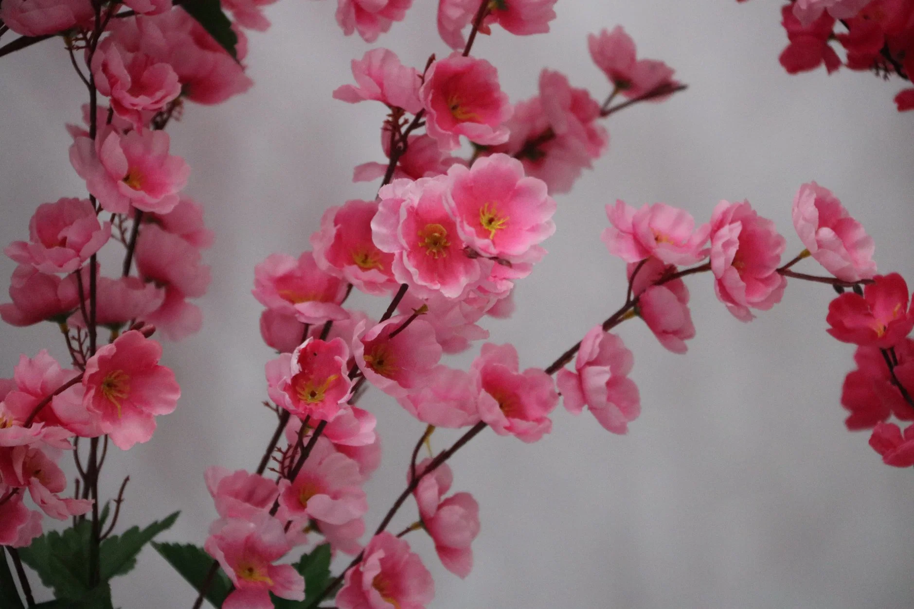 Environmental Friendly Golden Jade Pole 13 Peach Trees Can Be Customized, Artificial and Decorative Plant Pink Flower Tree