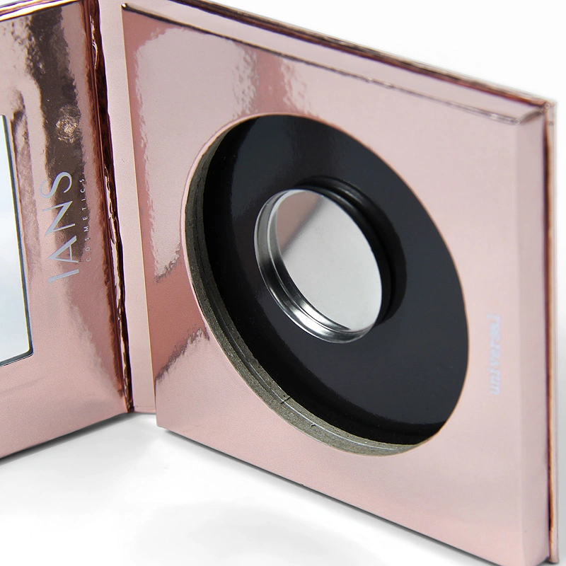Lujo personalizado Color personalizado Glitter vacío Eyeshadow Palette Cierre con cinta de embalaje
