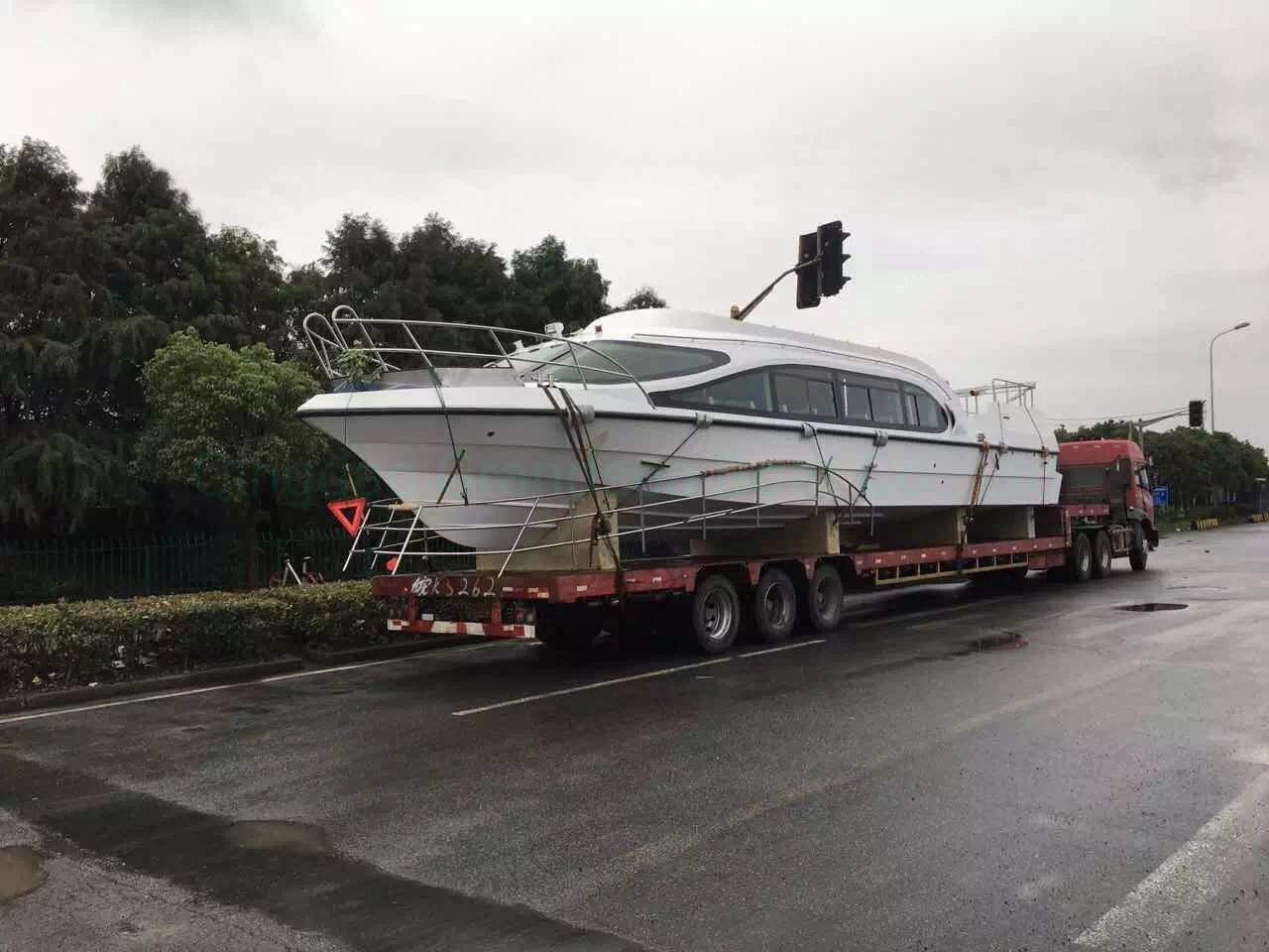 40 Persons Fibreglass Water Bus Boat with Outboard Engines for Sale