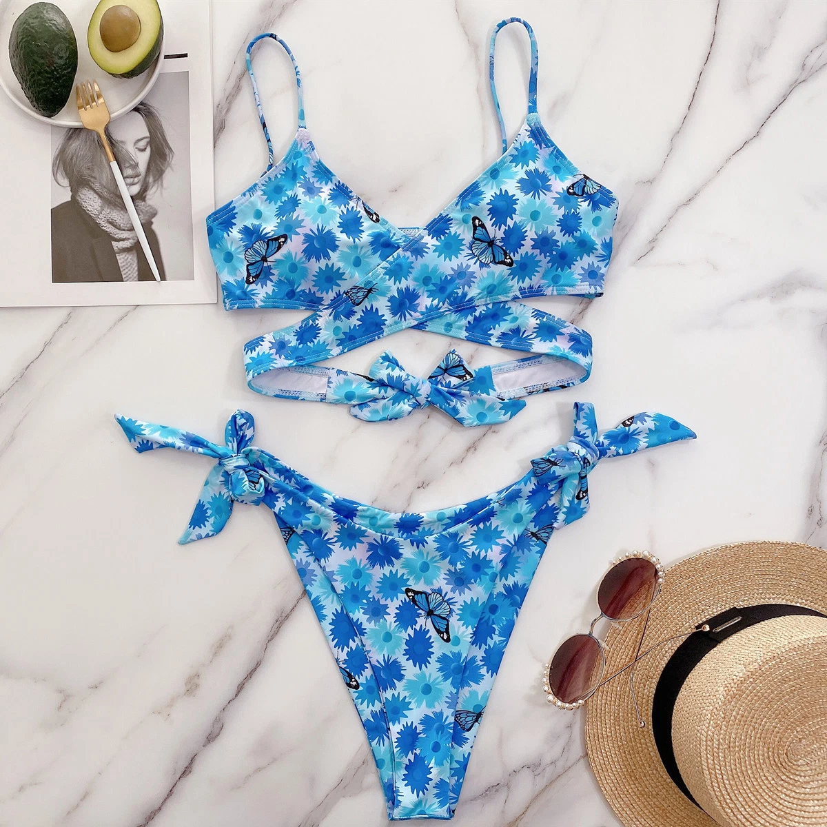 Azul con motivos florales y la impresión de dos piezas Bikini traje de baño