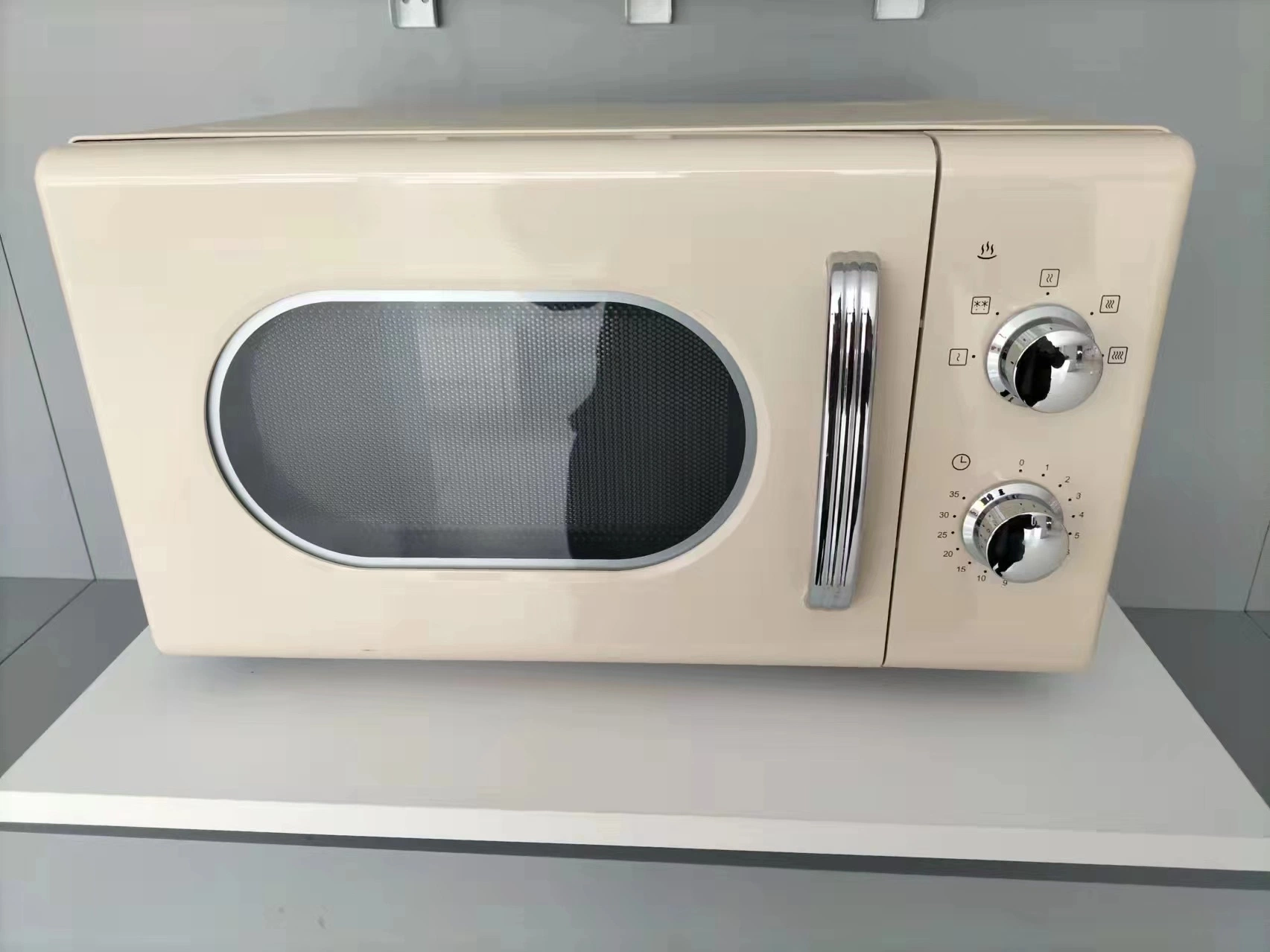 Inteligente barato la esterilización Horno Microondas Horno encimera integrada de la máquina retro giratoria el nivel de energía Microondas