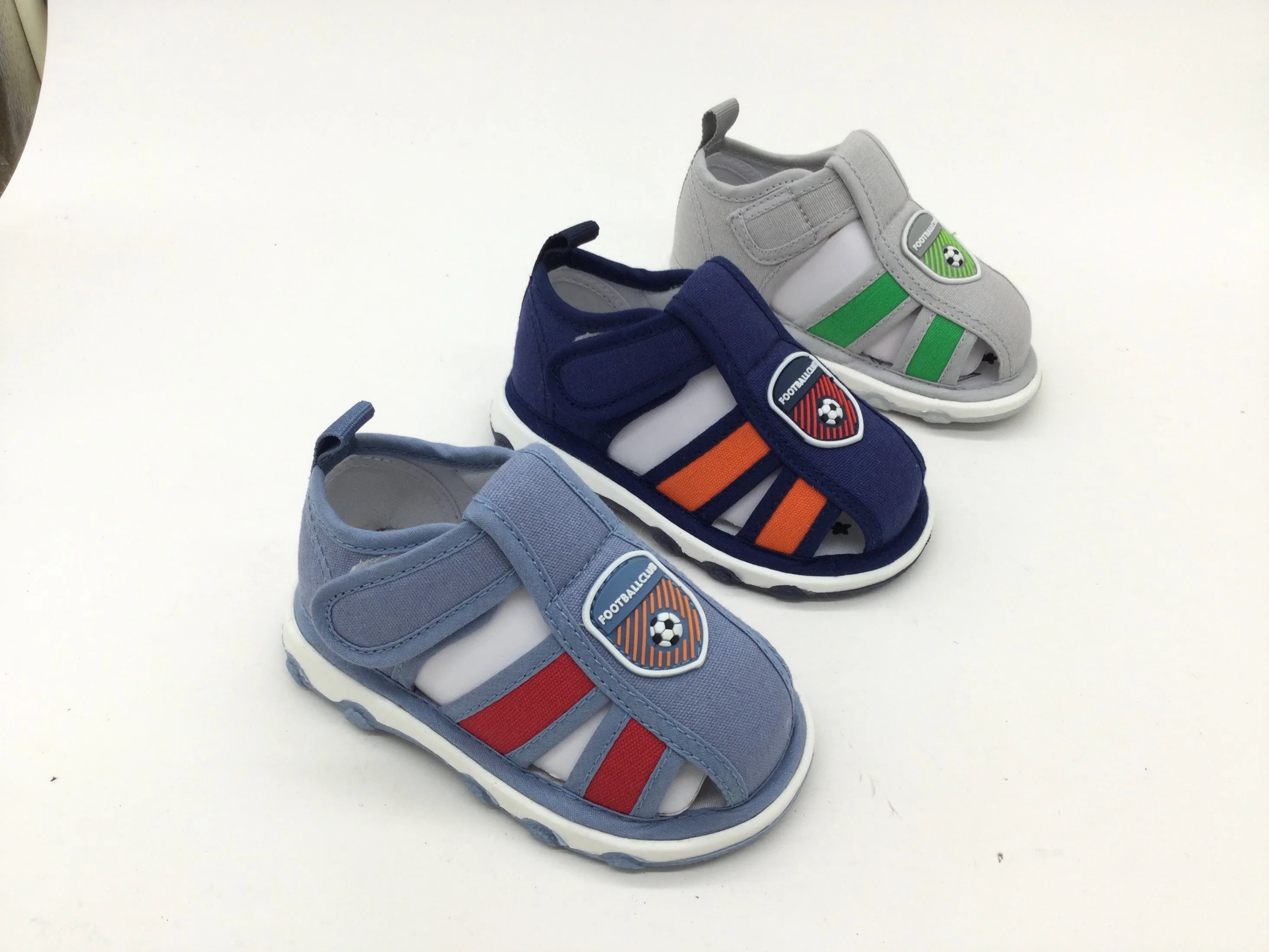 New Fashion Baby Sandal with Whistle Boy Girl Breathable Factory Wholesale/Supplier Sandals