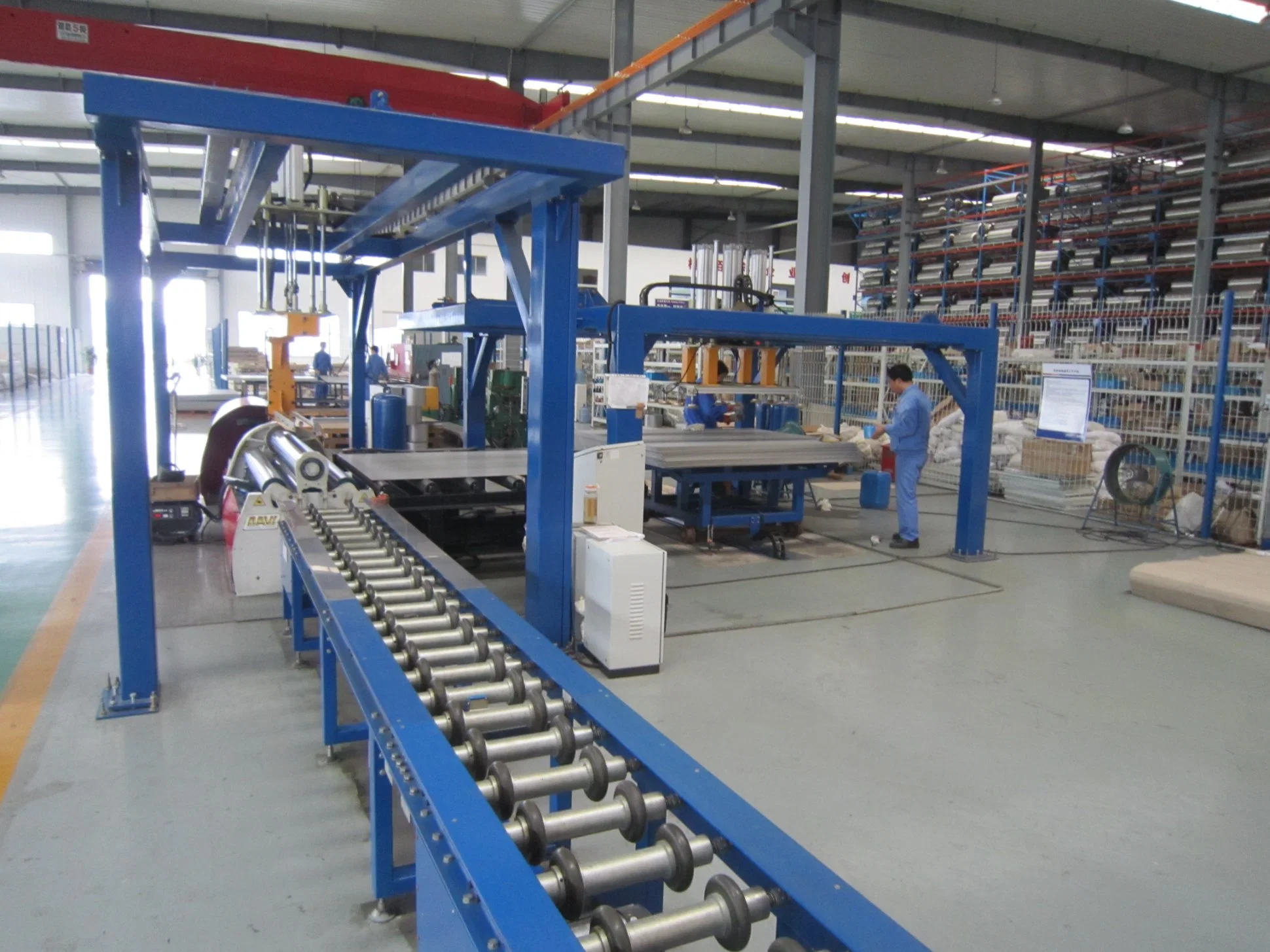 CNC 4 Roll Hydraulic Steel Plate Bending Machine Sheet Metal Bender Roller Iron Bending Rolls Pipe Tube Rolling Machine