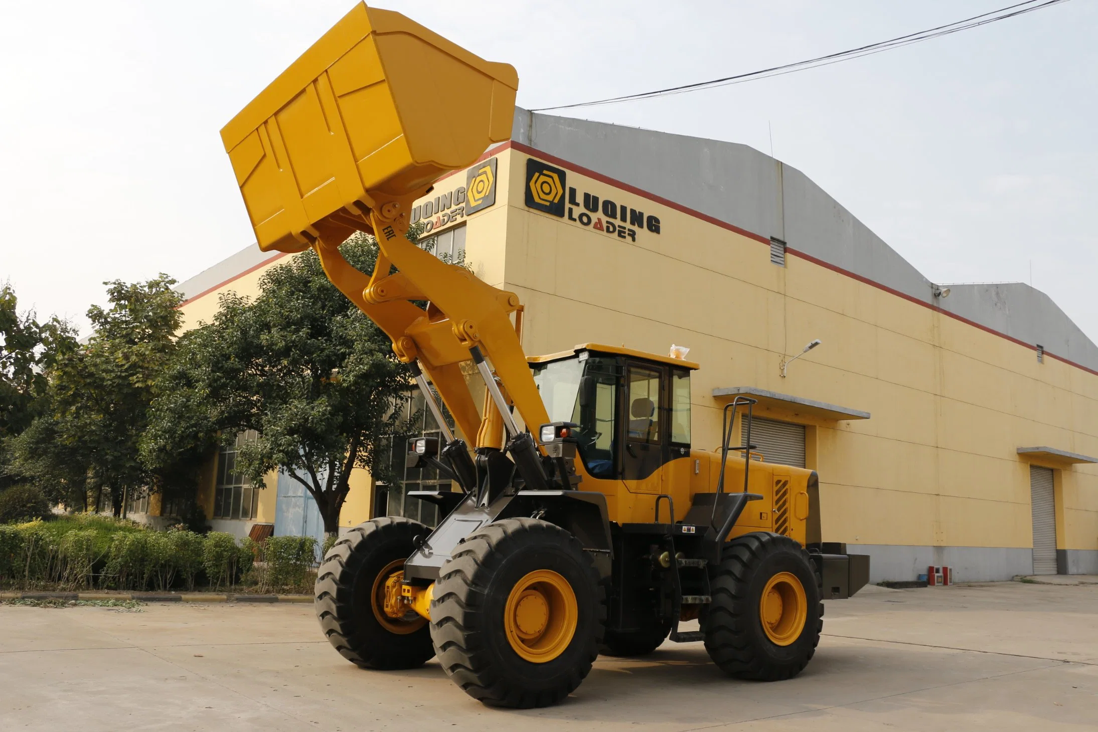 Sdlg Design Lq956 Wheel Loader with Front Shovel 3 Cbm&Steyr Engine&Shangchai&5000 Rated Load&Wet Axle&Rock Clamp&Rear Ripper&Sawing Machine