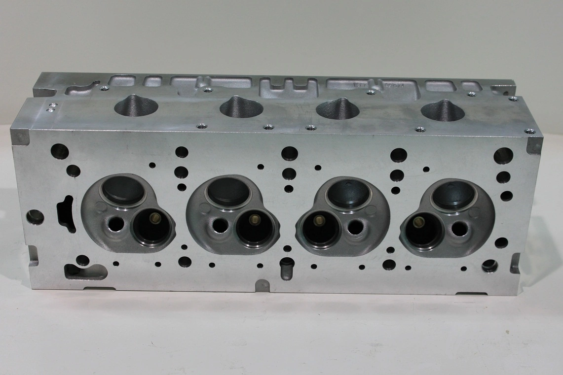 Renault K7m/K7m-702/790 Cylinder Head OEM No. 7701472681 7701468858 7701472170